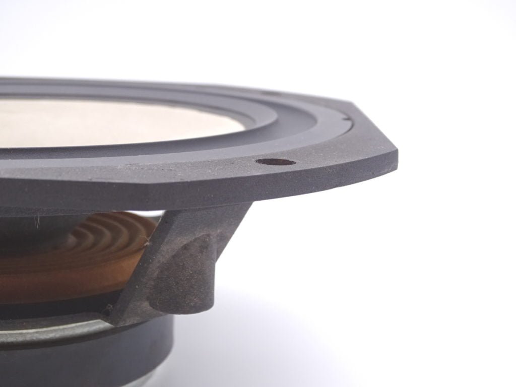 Focal 10" Polyglass 10v01 équipé de la nouvelle suspension SHP-246CC